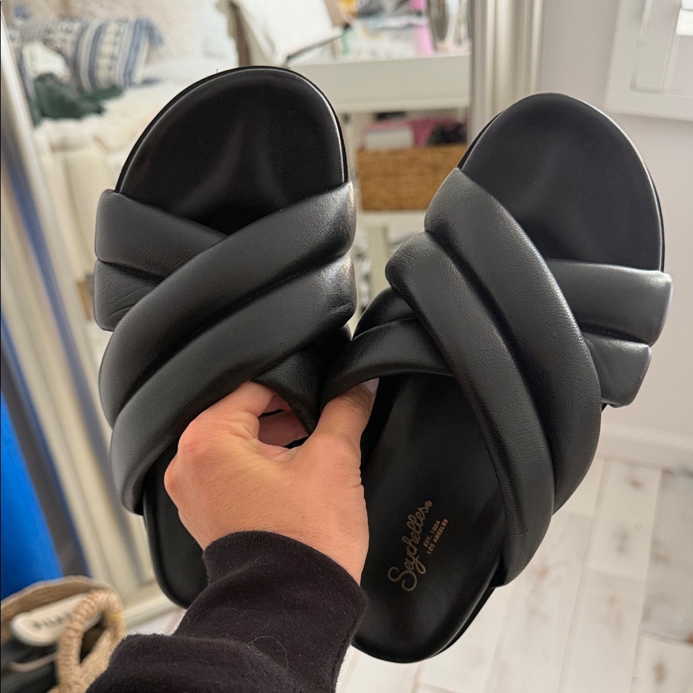 Seychelles Crisscross Slide Sandals Black